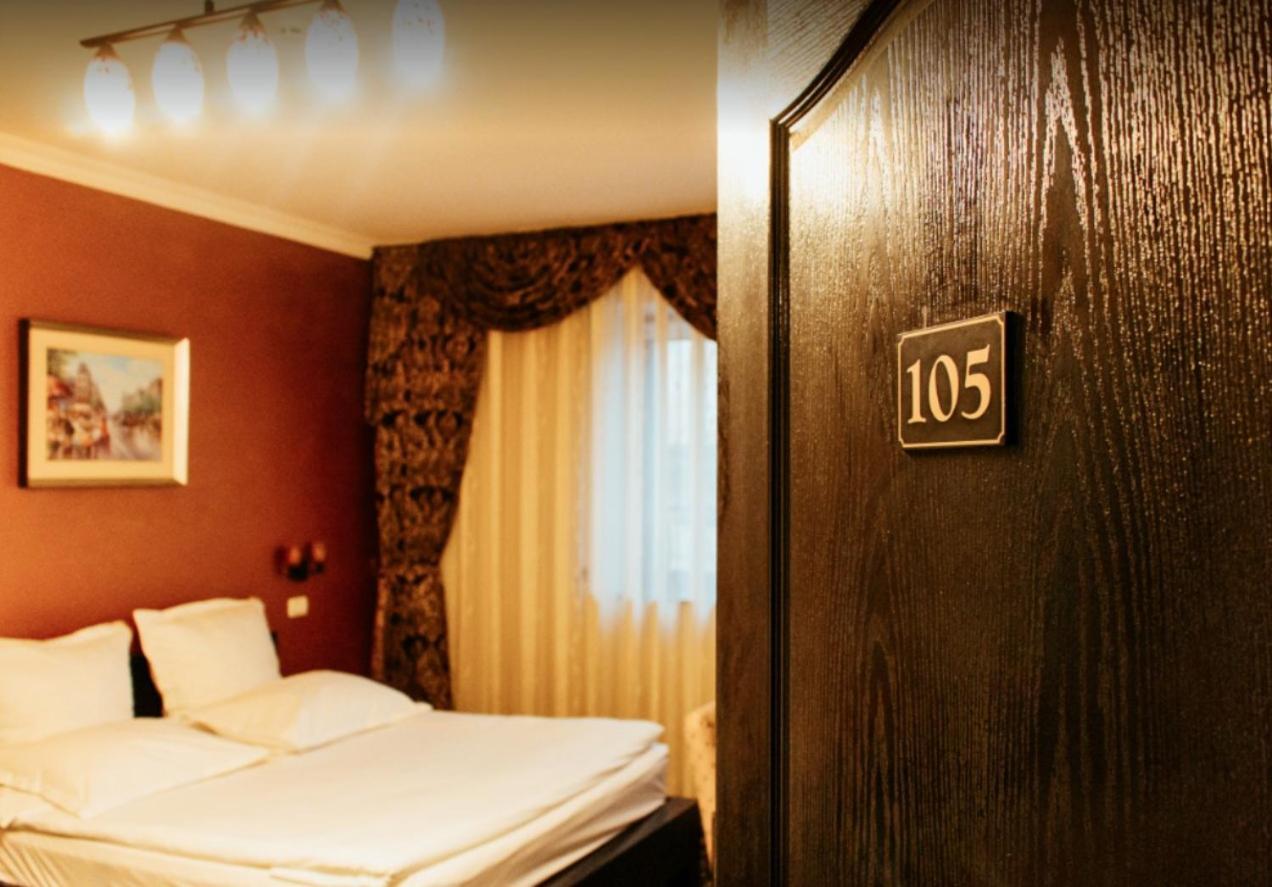 Pensiune Turistica Tosca Bacau Exterior photo
